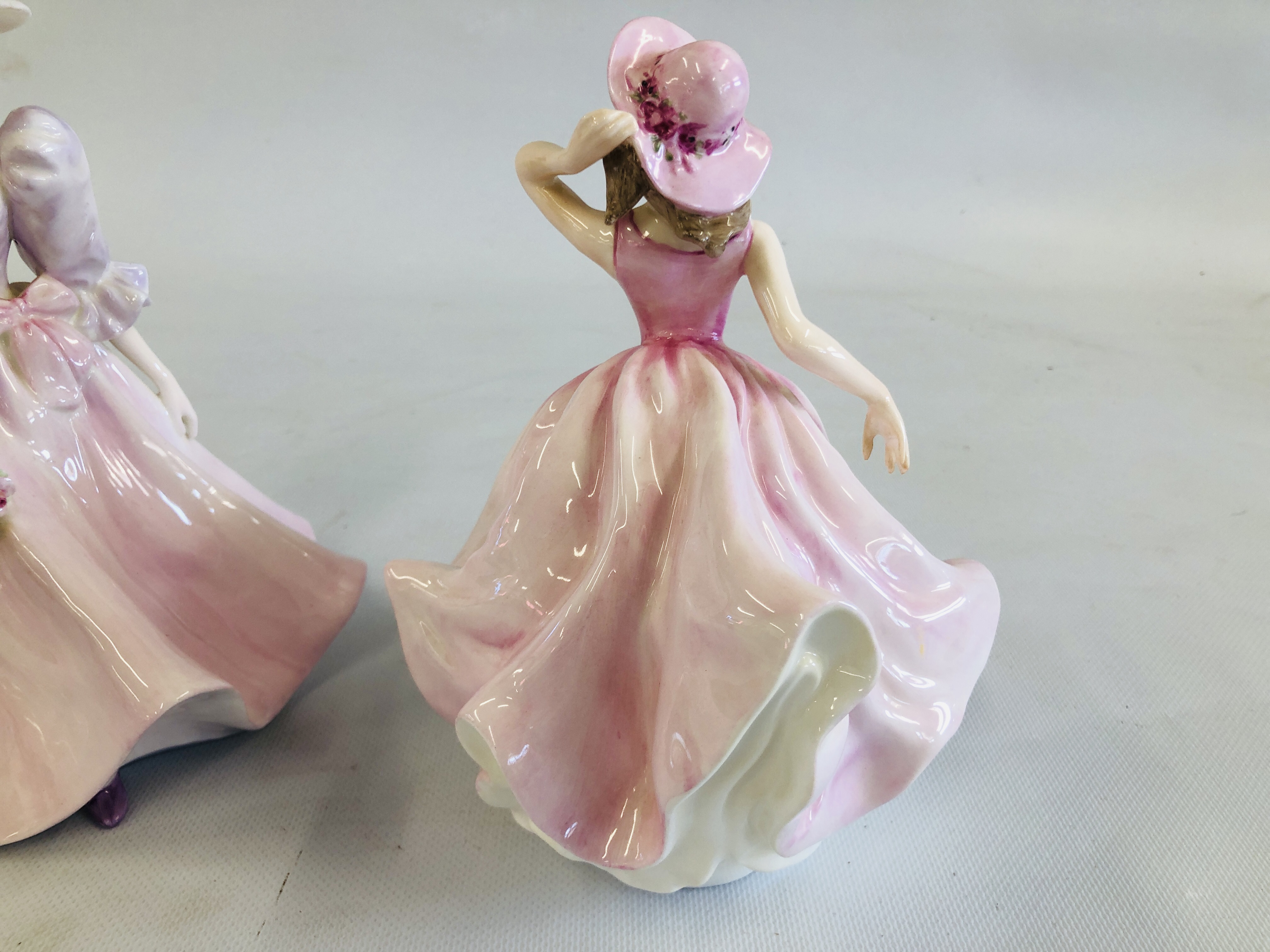 TWO COALPORT LADIES OF FASHION CHINA CABINET FIGURES TO INCLUDE "BARBARA ANN" AND "MELODY" BY JOHN - Image 4 of 11