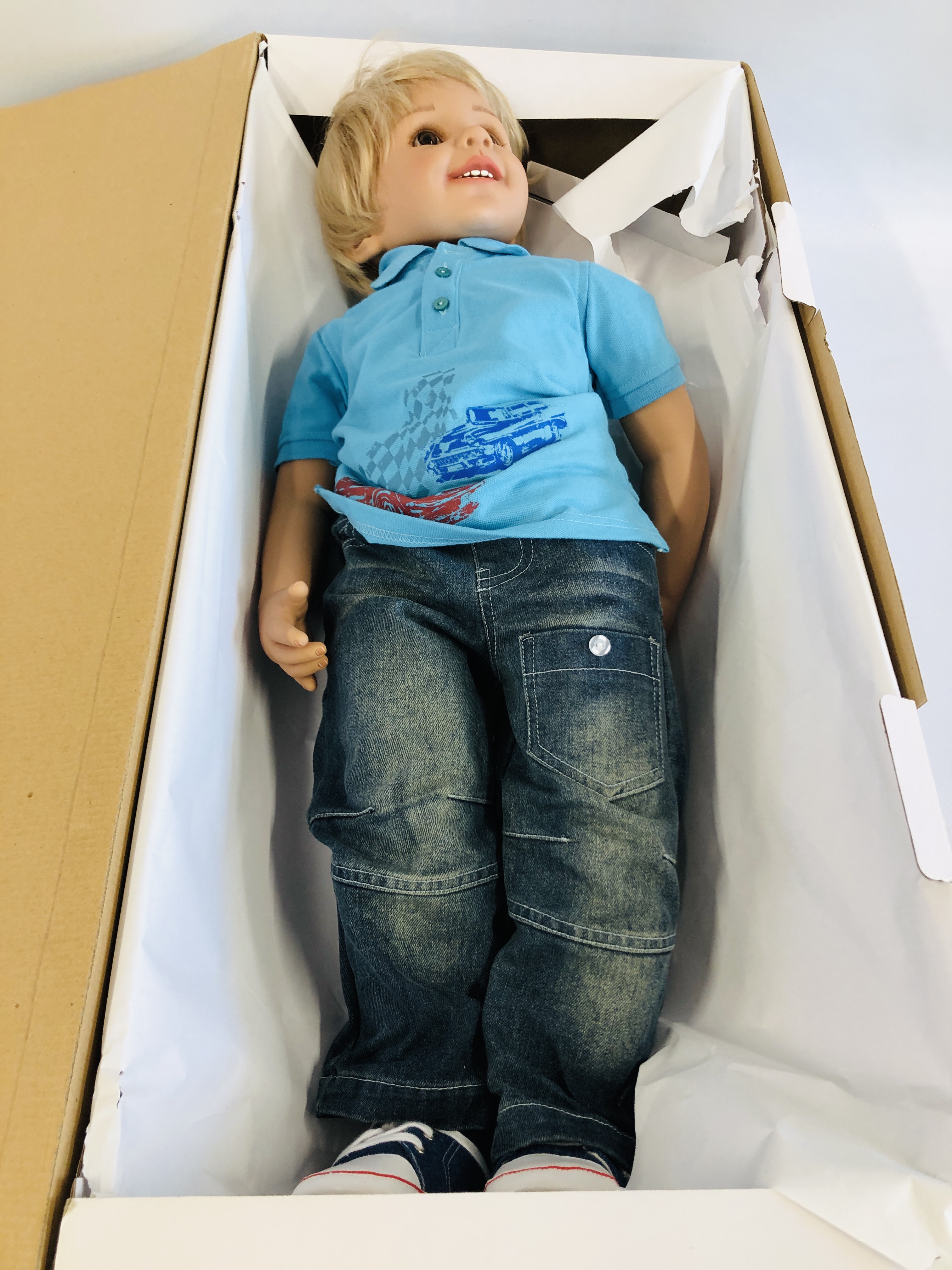 "THE ASHTON-DRAKE GALLERIES" REAL TOUCH LIFE SIZE VINYL TODDLER DOLL (BOXED)