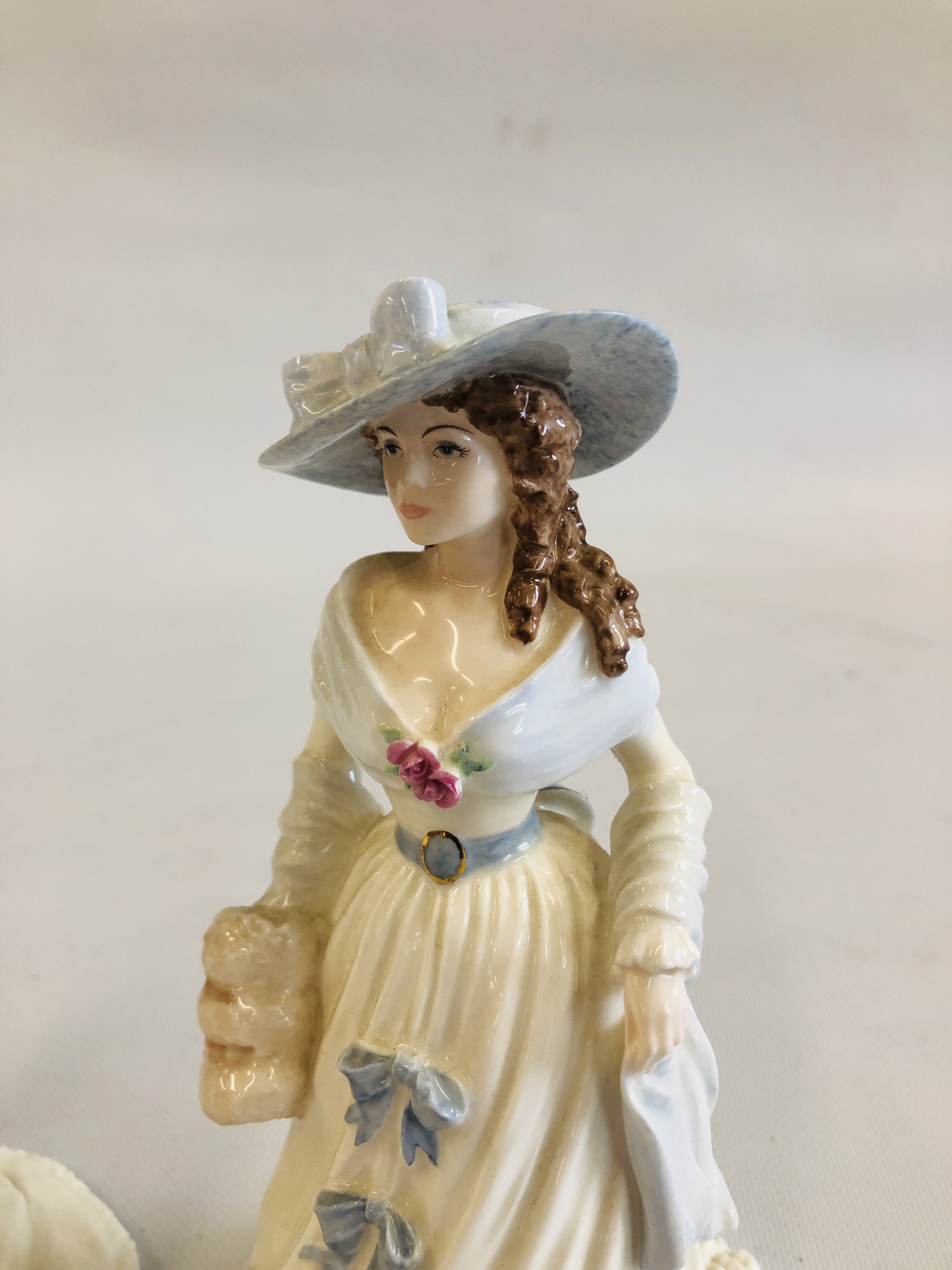 THREE COALPORT CHINA LIMITED EDITION CABINET FIGURES TO INCLUDE FEMMES FATALES "LILLIE LANGTRY" - Image 3 of 14