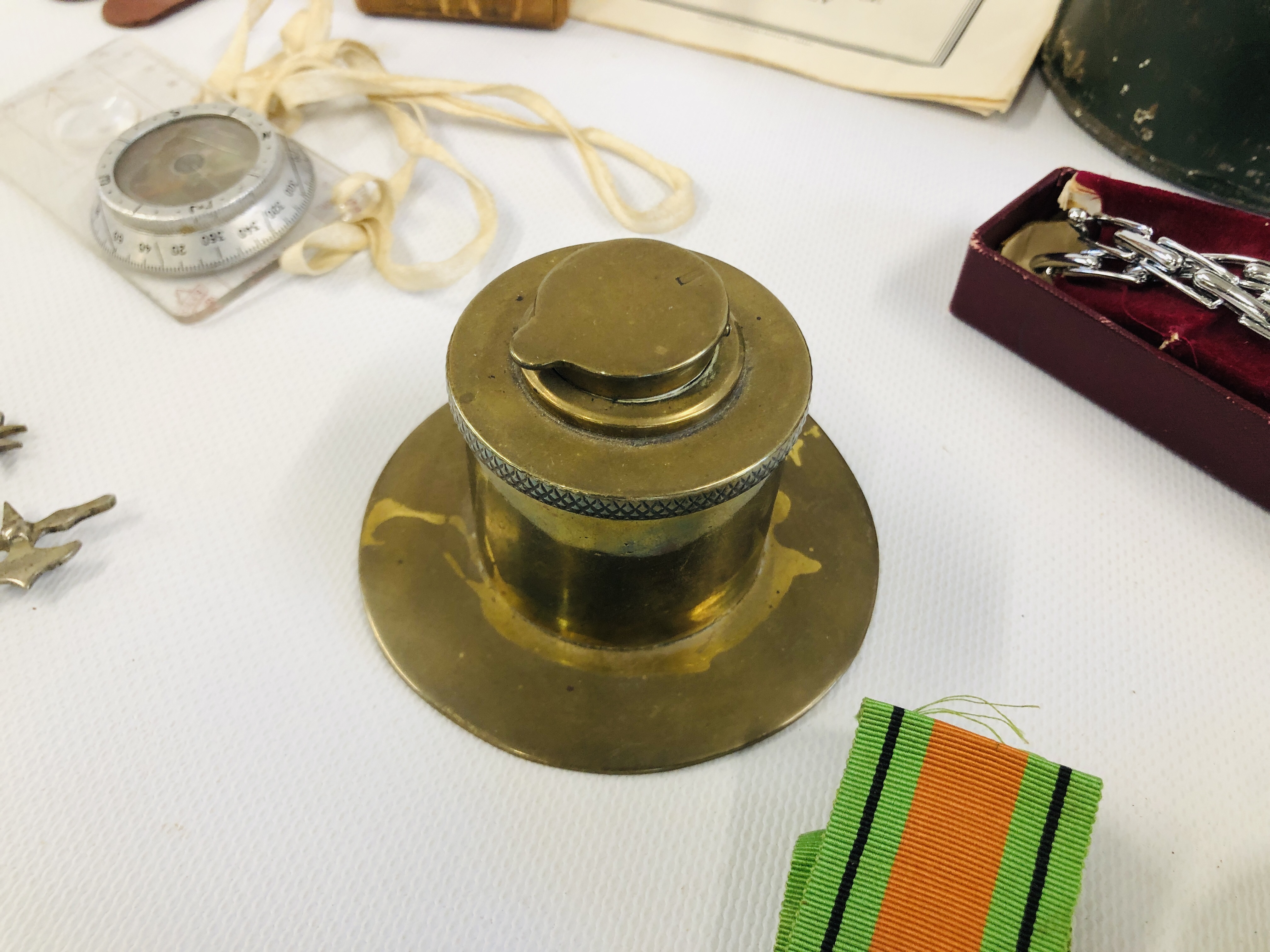 A BOX OF MILITARIA TO INCLUDE BUTTONS, TRENCH ART, COMPASS, SWEETHEART ROYAL IRISH MENU HOLDER ETC. - Image 9 of 13