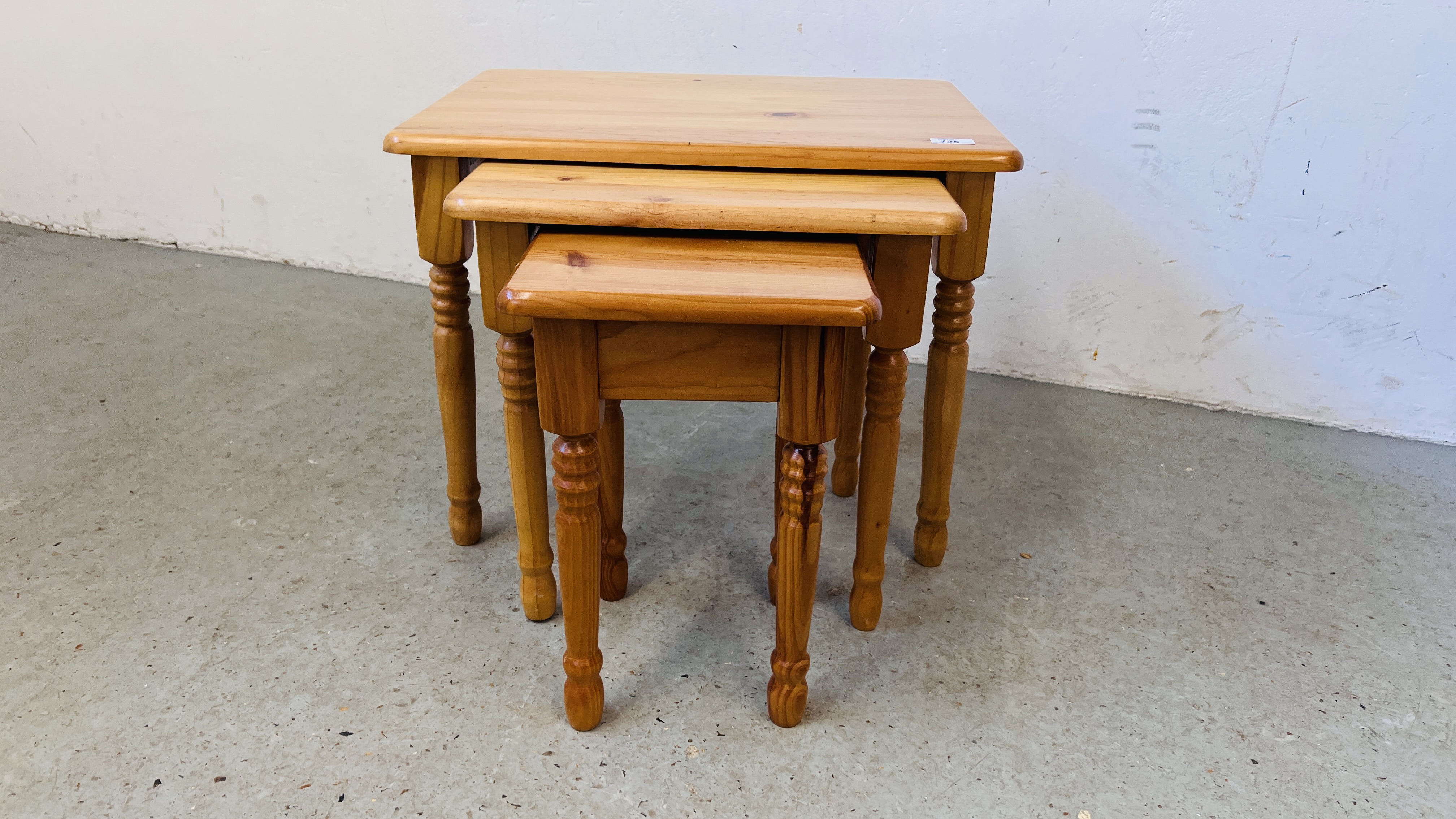 NEST OF THREE GRADUATED PINE TABLES. - Image 5 of 7