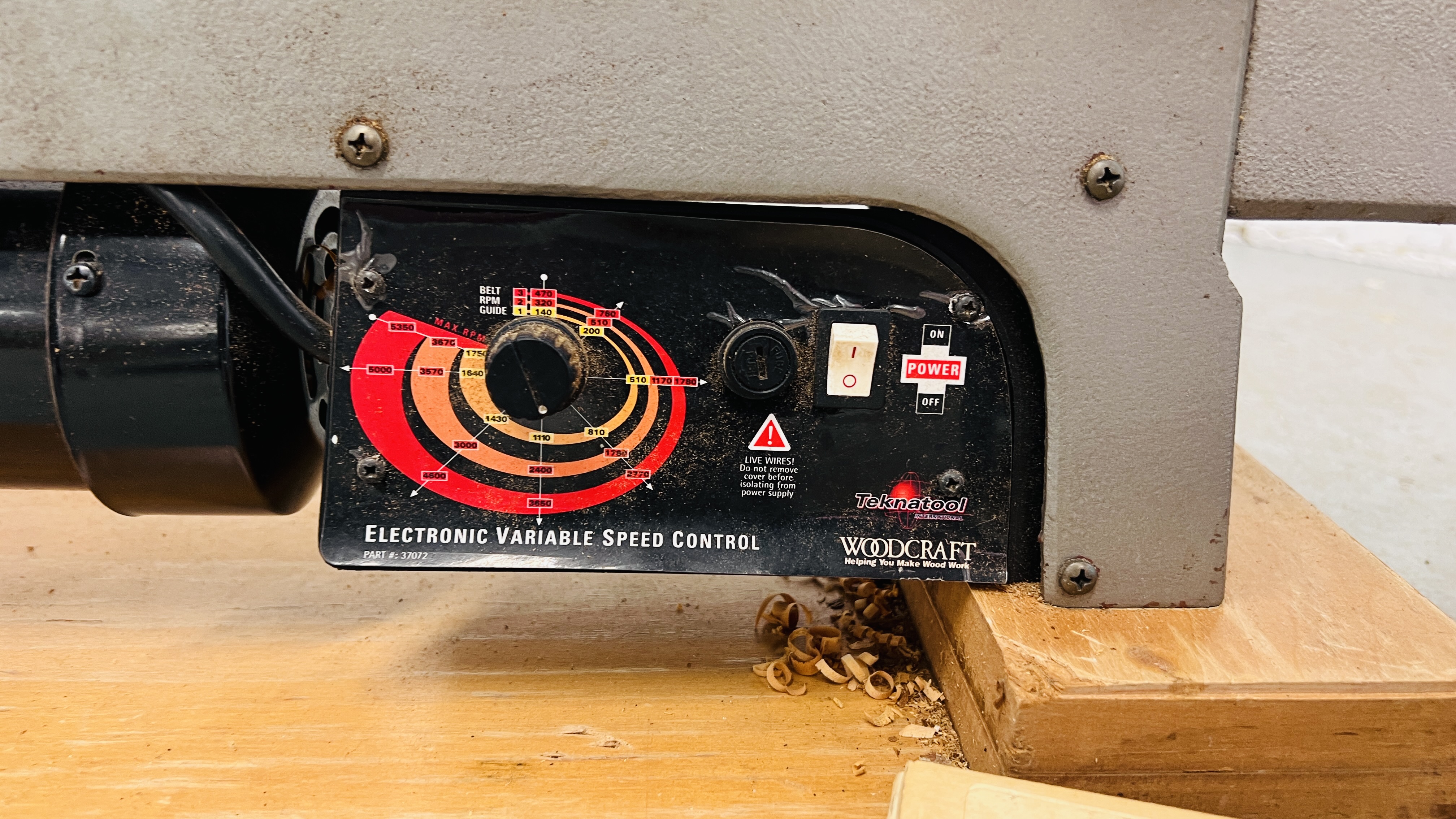 A NOVA MERCURY MINI LATHE WITH ELECTRONIC VARIABLE SPEED CONTROL WITH ACCESSORIES - SOLD AS SEEN. - Image 2 of 14