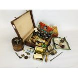 BROWN SUITCASE CONTAINING VINTAGE BUTTONS, THIMBLES, SMOKING PIPES, RUSHER PLATE,