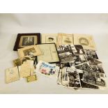 A GROUP OF EPHEMERA TO INCLUDE BLACK AND WHITE PHOTOGRAPHS, FIRST AND SECOND CLASS STAMPS ETC.