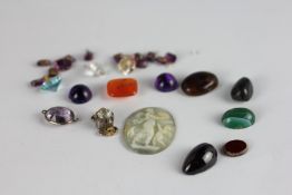 A GROUP OF ASSORTED SEMI PRECIOUS STONES TO INCLUDE A CAMEO EXAMPLE.