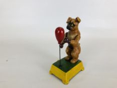 (R) BOXING DOG FIGURE