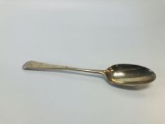 GEORGE III SILVER SERVING SPOON LONDON 1776 PROBABLY HESTER BATEMAN, L 21CM.