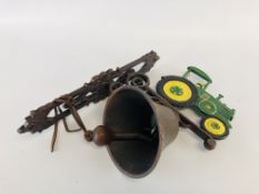 (R) TRACTOR BELL - GREEN
