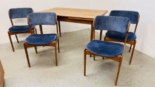 A SET OF FOUR TEAK MID CENTURY DESIGNER DOMUS DANCIA DANISH DINING CHAIRS ACCOMPANIED WITH A MID