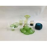 A GROUP OF VINTAGE GLASSWARE TO INCLUDE ART NOUVEAU VASELINE GLASS EXAMPLES AND A 4 PIECE GREEN