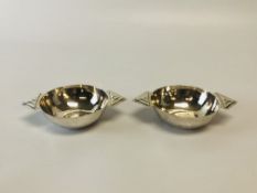 A PAIR OF SILVER ART DECO NUT DISHES BY R.E. STONE LONDON 1933, W 13.5CM.
