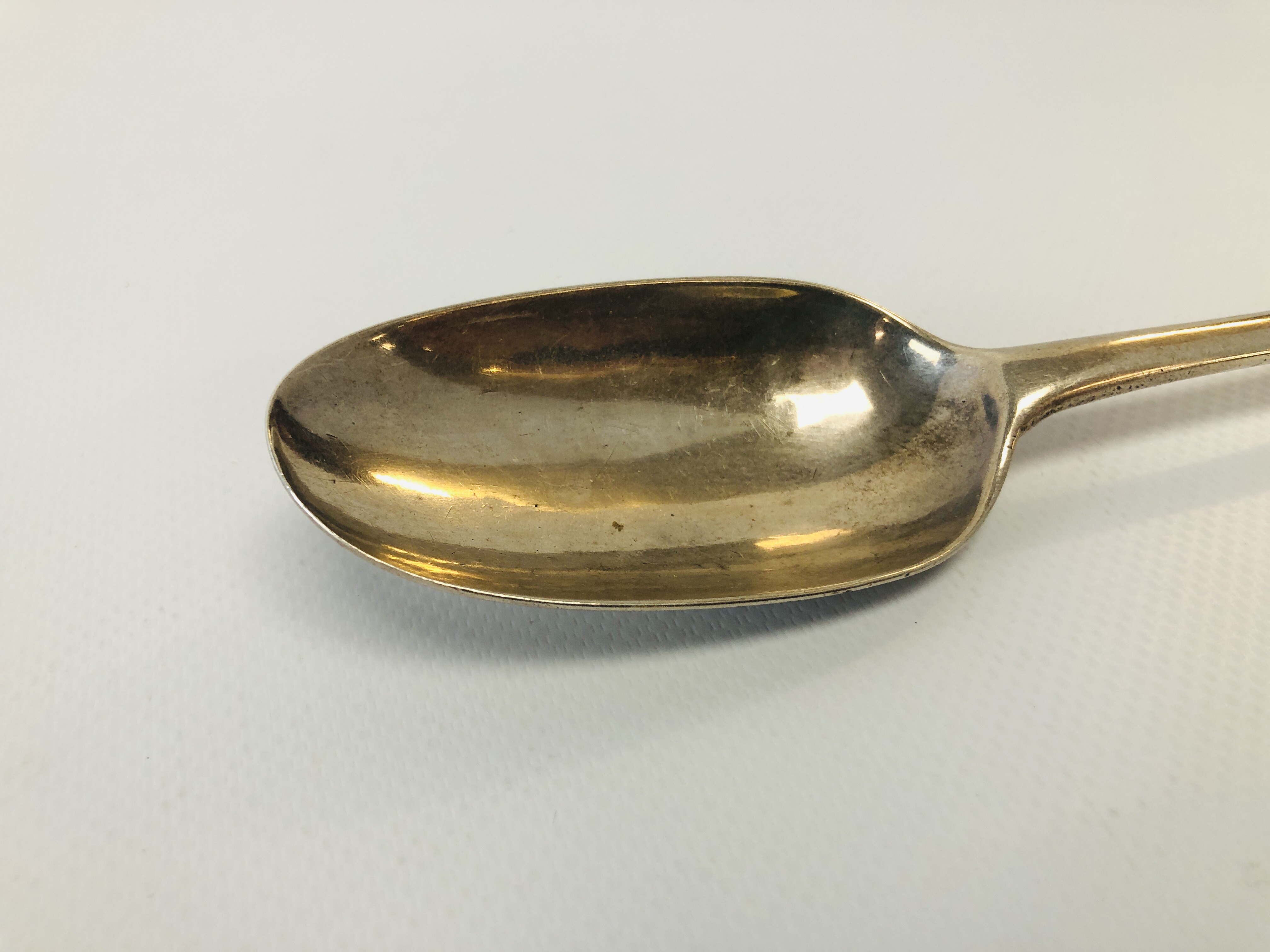 GEORGE 1 SPOON LATER MONOGRAM LONDON 1716, L 19.5CM. - Image 4 of 8