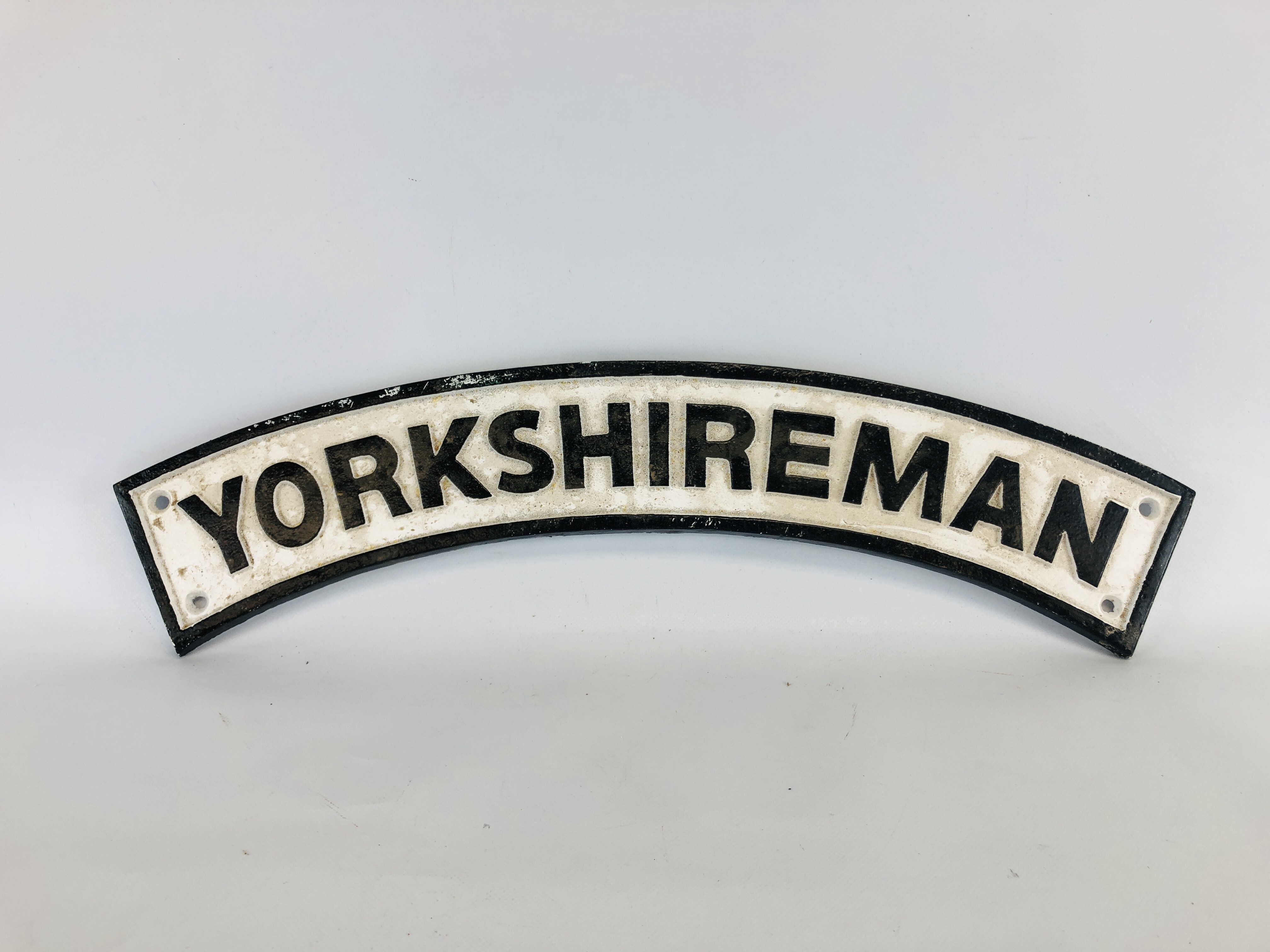 (R) YORKSHIREMAN SIGN