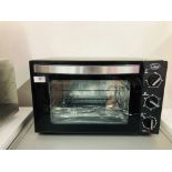 QUEST MICROWAVE OVEN - SOLD AS SEEN