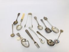 A MIXED GROUP OF 12 SILVER FRET WARE TO INCLUDE CADDY SPOON LONDON 1812,