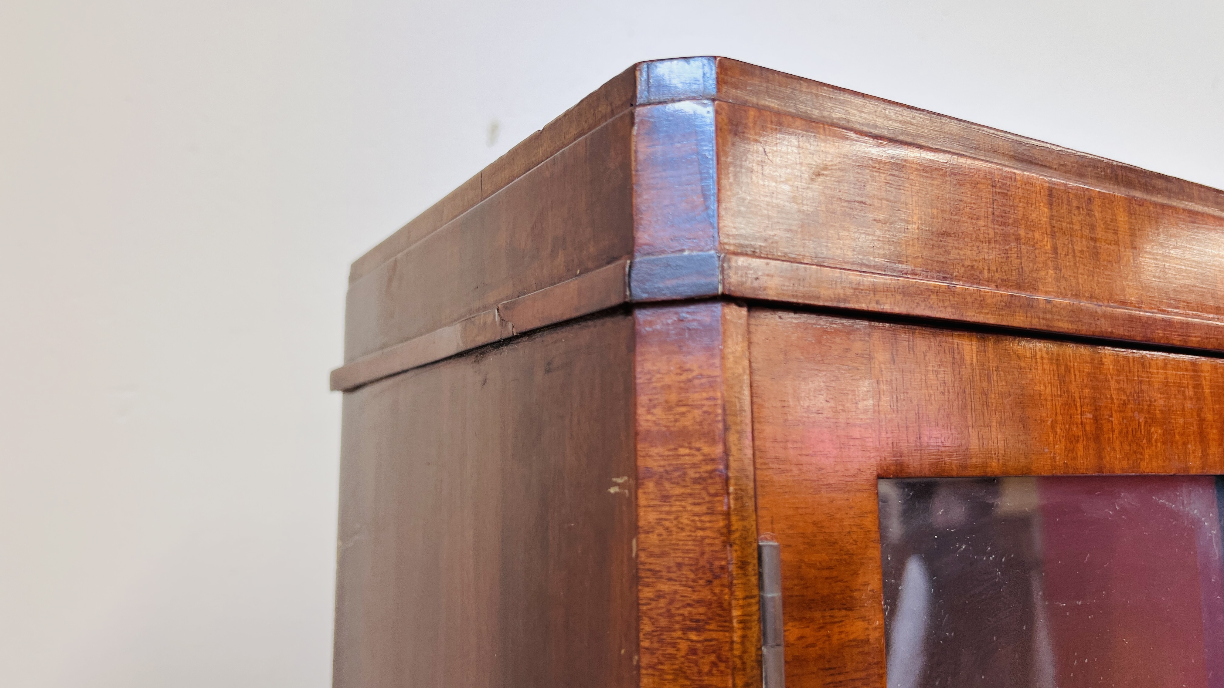 A 1930'S TWO DOOR MAHOGANY BOOKCASE ON CUPBOARD BASE - W 92CM. D 40CM. H 184CM. - Image 8 of 15