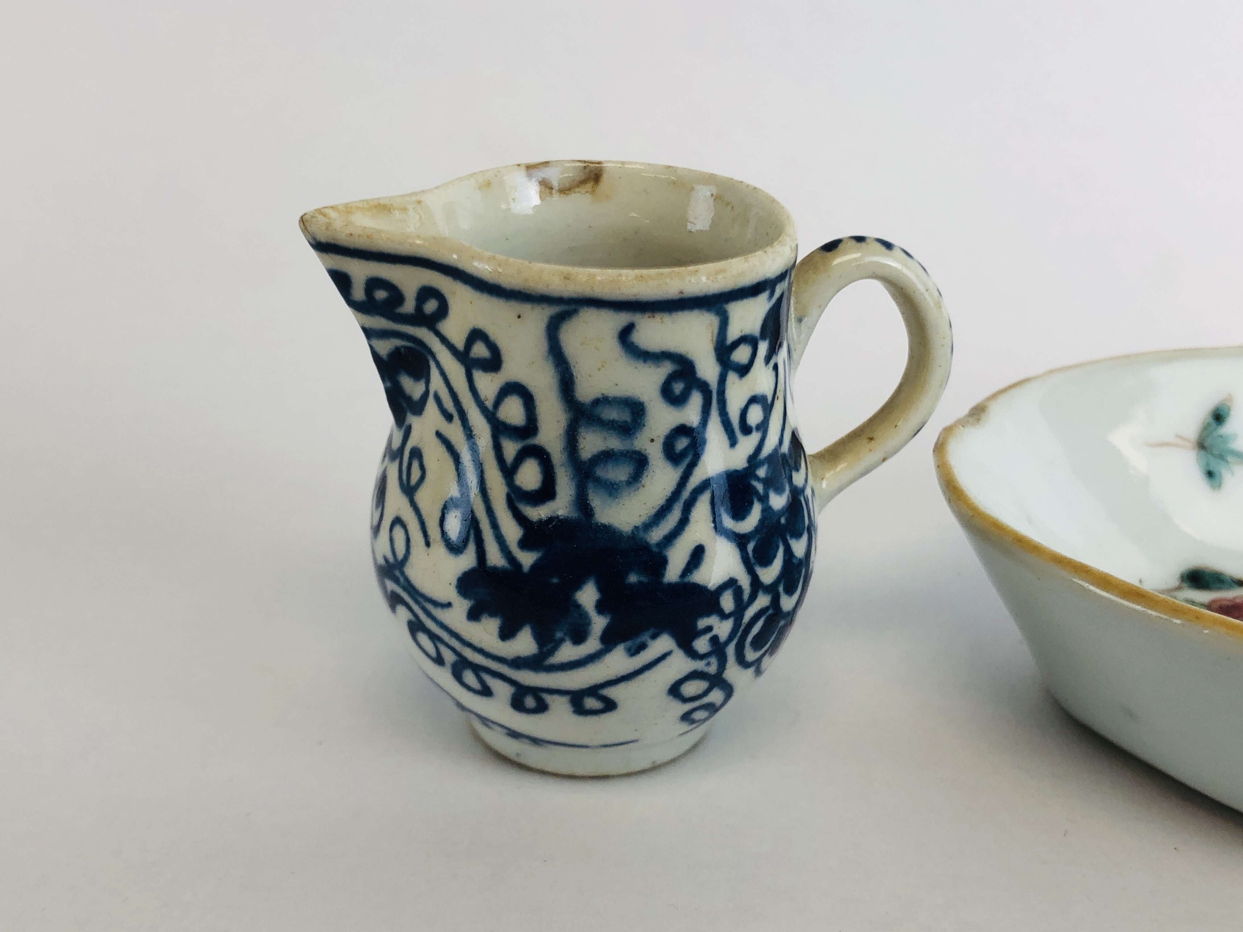 A BOW BLUE AND WHITE MINIATURE MILK JUG H 4CM ALONG WITH A CHINESE QIAN LONG OVAL SPOON TRAY L 13. - Image 8 of 11