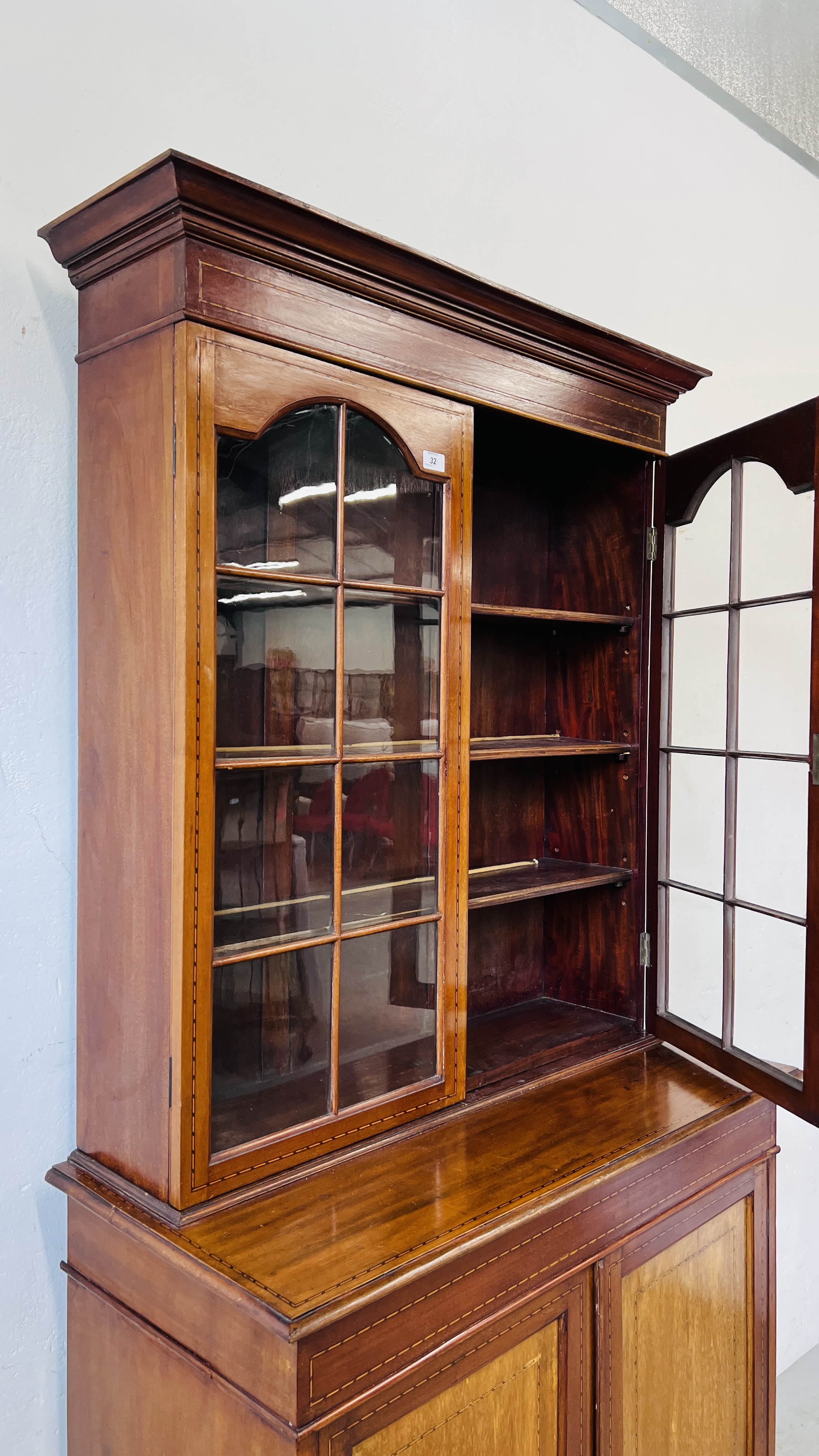 AN EDWARDIAN MAHOGANY BOOKCASE WITH CUPBOARD BELOW, WIDTH 96CM. DEPTH 46CM. HEIGHT 208CM. - Image 13 of 14