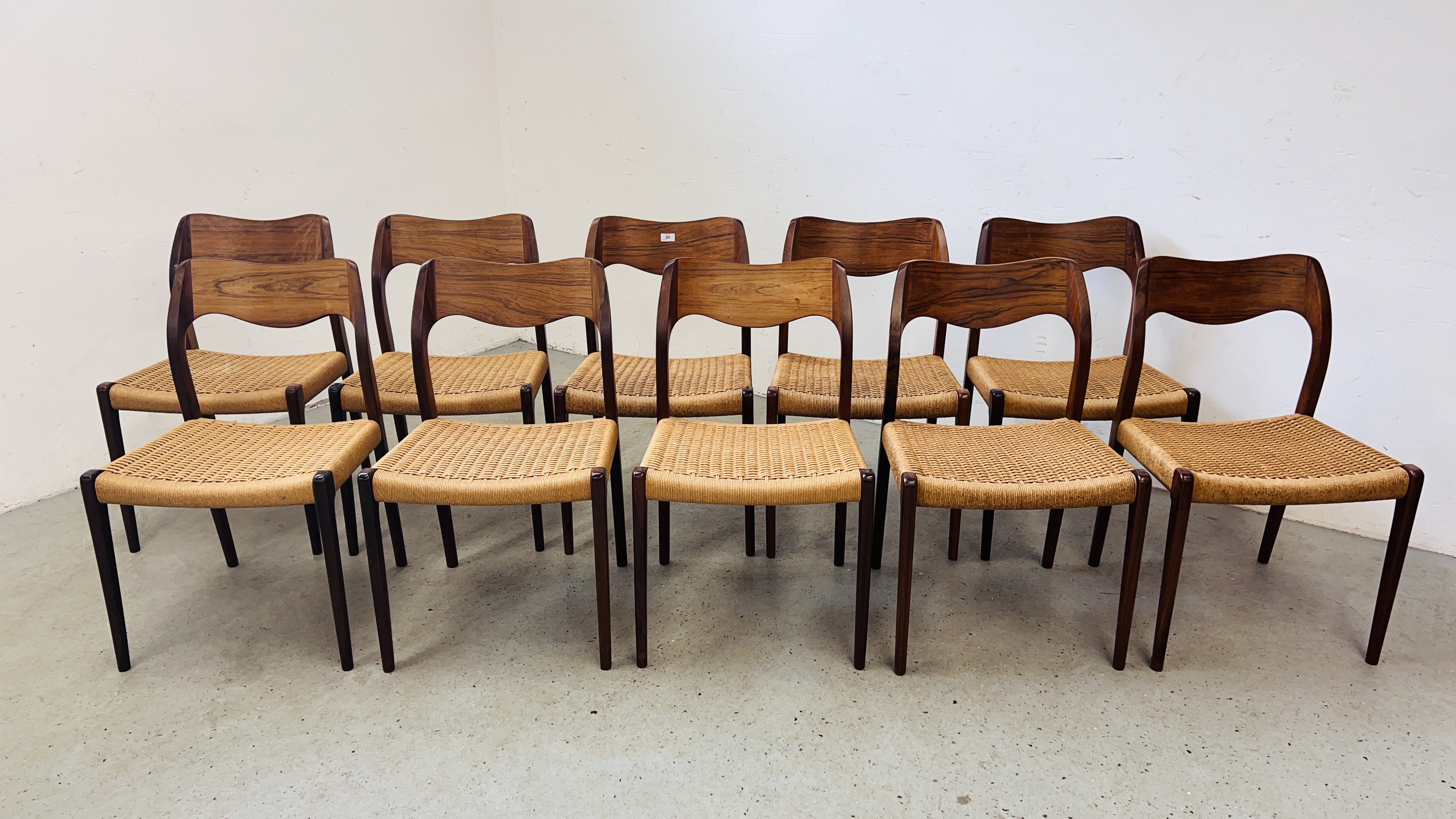 A SET OF TEN VINTAGE MID CENTURY NIELS MOLLER BY J L MOLLER MODEL 71 ROSEWOOD DINING CHAIRS WITH - Image 3 of 48