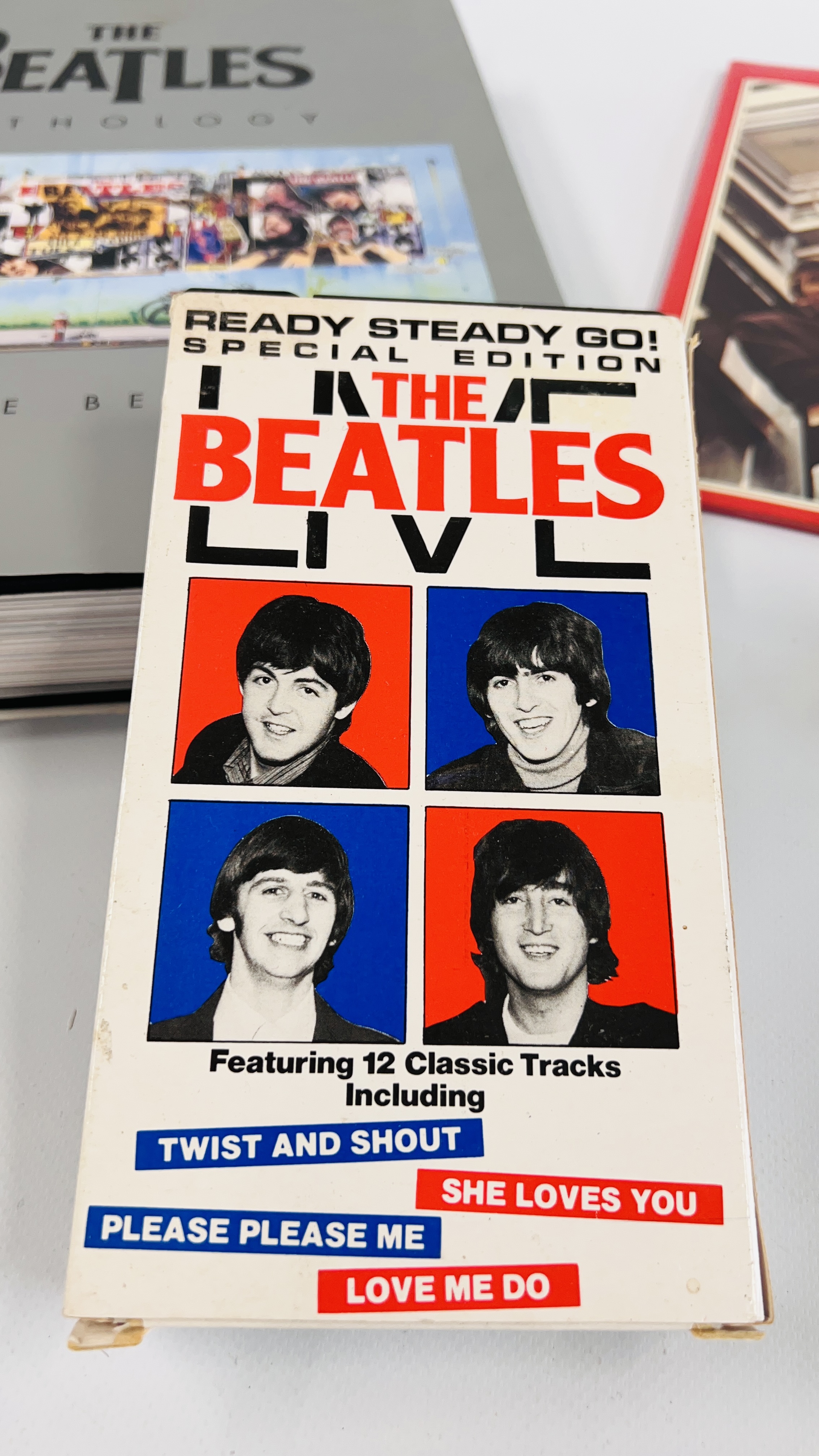 COLLECTION OF BEATLES MEMORABILIA TO INCLUDE THE BEATLES 1962-1966, 1967-1970, - Image 2 of 7