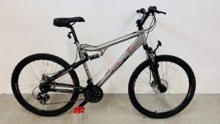 AN APOLLO FS.26 SE GENTS 21 SPEED DISC BREAK MOUNTAIN BIKE.