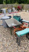 A LARGE QUANTITY OF GARDEN SUNDRIES TO INCLUDE KNEELER, INCINERATOR BIN, WHEEL BARROW,