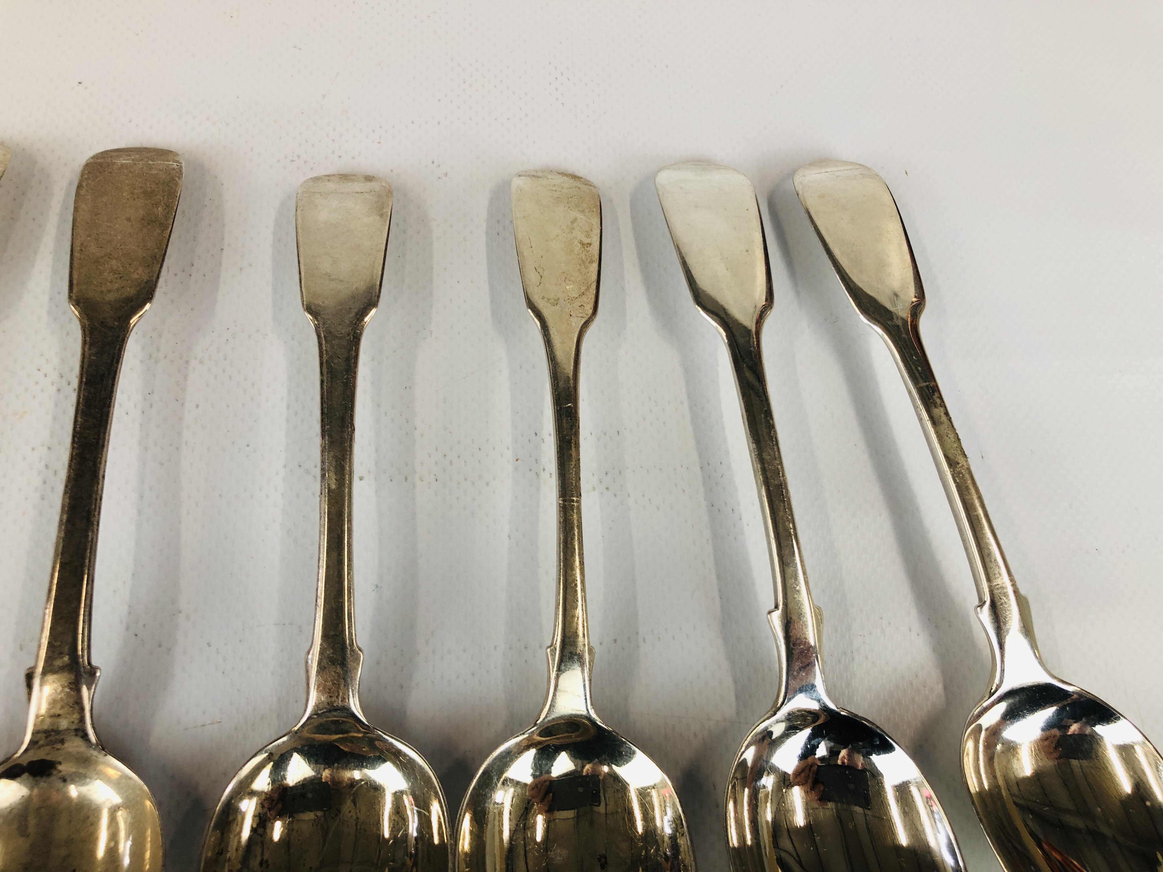 A MATCHED GROUP OF EIGHT SILVER FIDDLE PATTERN DESSERT SPOONS VICTORIAN AND EARLIER DIFFERENT - Image 6 of 11