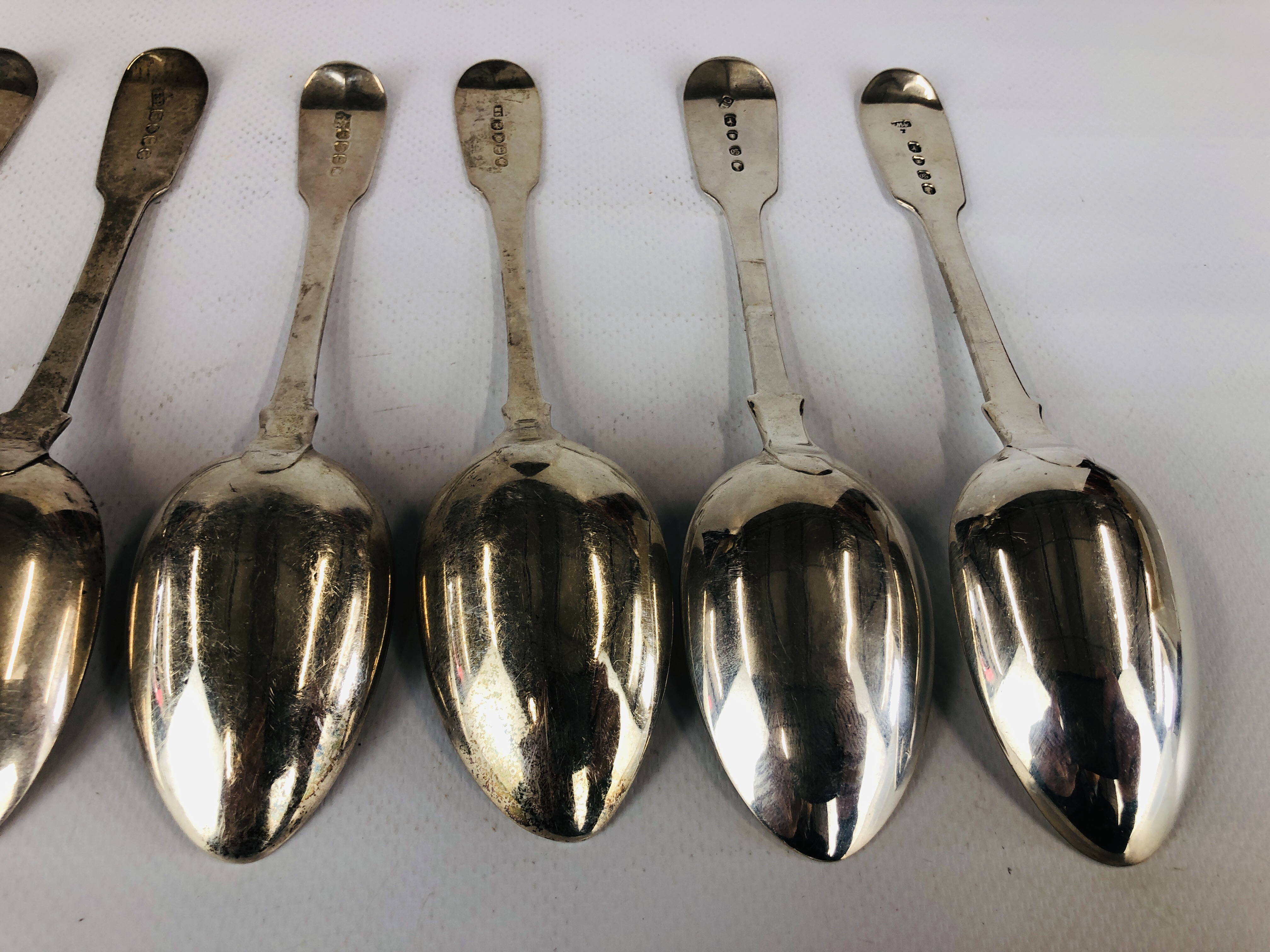 A MATCHED GROUP OF EIGHT SILVER FIDDLE PATTERN DESSERT SPOONS VICTORIAN AND EARLIER DIFFERENT - Image 8 of 11