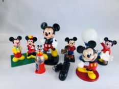 A COLLECTION OF DISNEY COLLECTIBLES TO INCLUDE MICKEY MOUSE TELEPHONE,