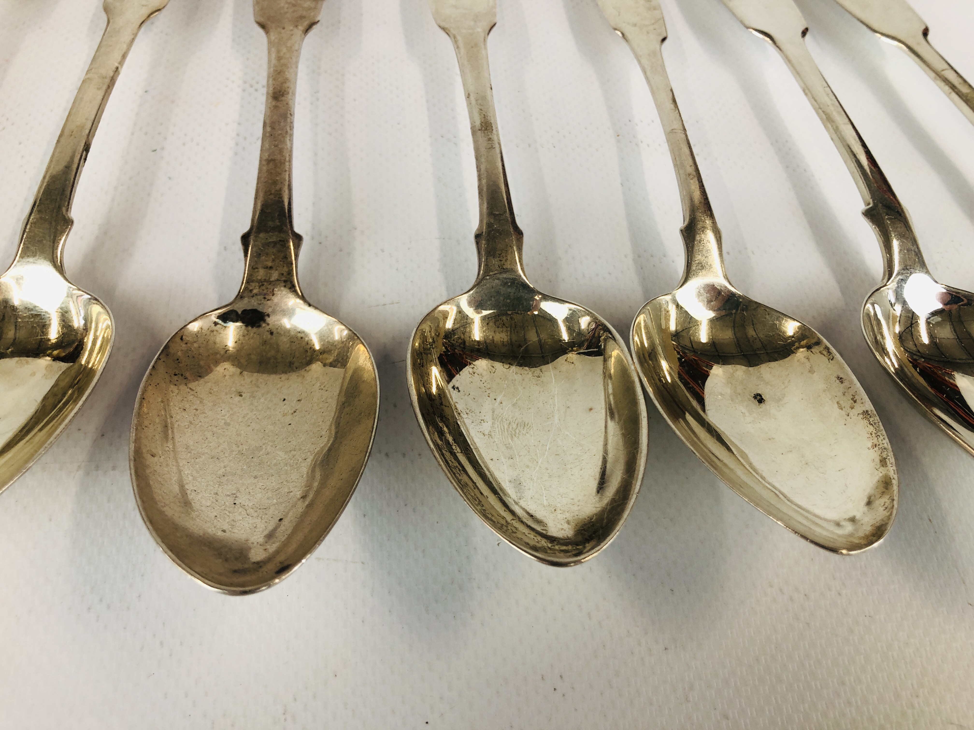 A MATCHED GROUP OF EIGHT SILVER FIDDLE PATTERN DESSERT SPOONS VICTORIAN AND EARLIER DIFFERENT - Image 3 of 11
