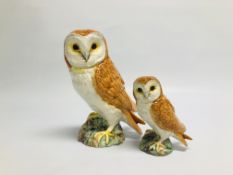 TWO BESWICK BARN OWL STUDIES. H 19CM & H 11.5CM.