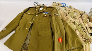 A QUANTITY OF MEN'S MILITARY UNIFORMS AND JACKETS INCLUDING TROUSERS, BLAZERS, BADGES.