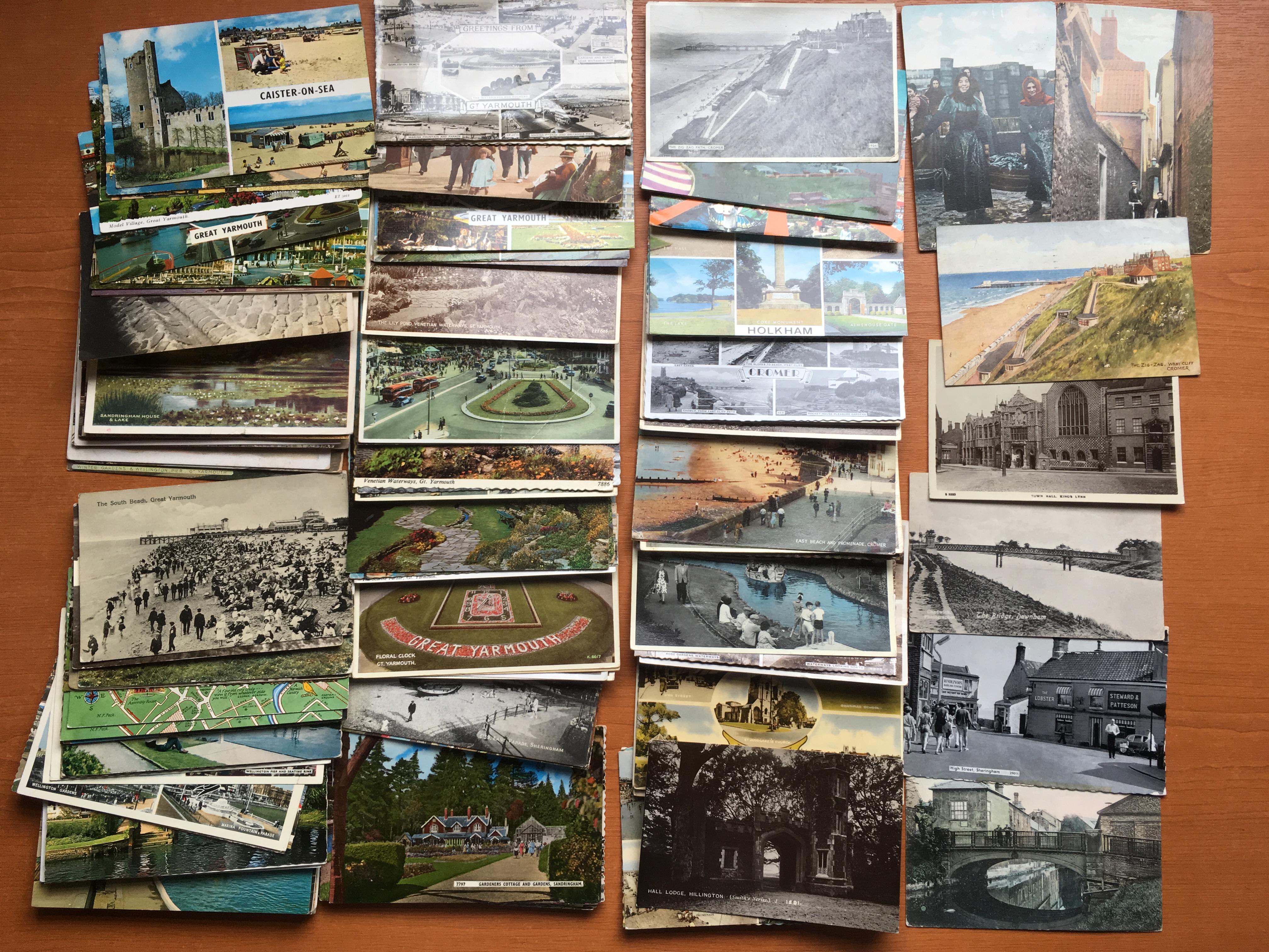 MIXED POSTCARDS, ALL NORFOLK, MANY YARMOUTH, ALSO CROMER, NORWICH, HUNSTANTON ETC. (APPROX 140).