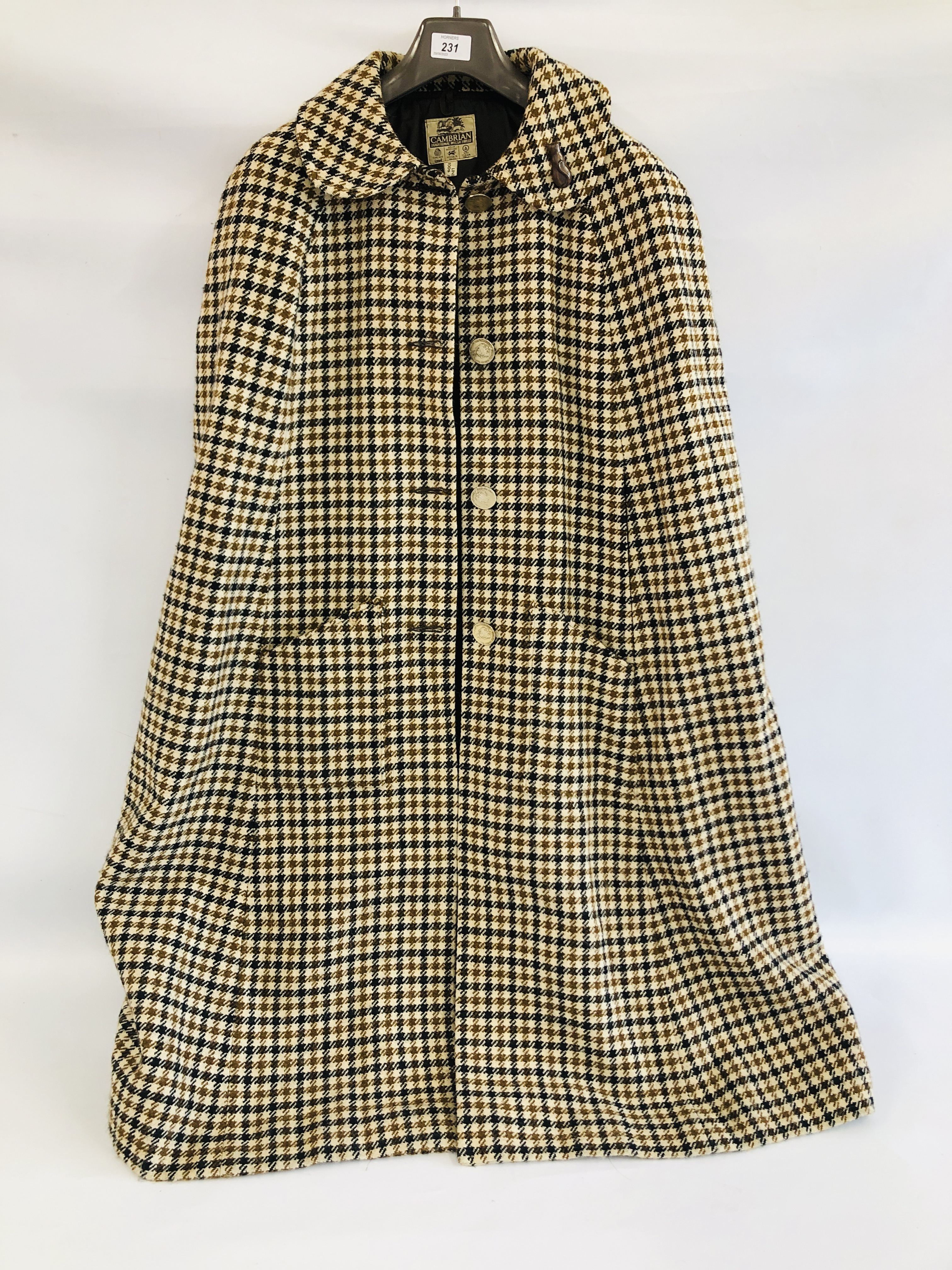 A VINTAGE CAMBRIAN TRADITIONAL WELSH TWEED CAPE.