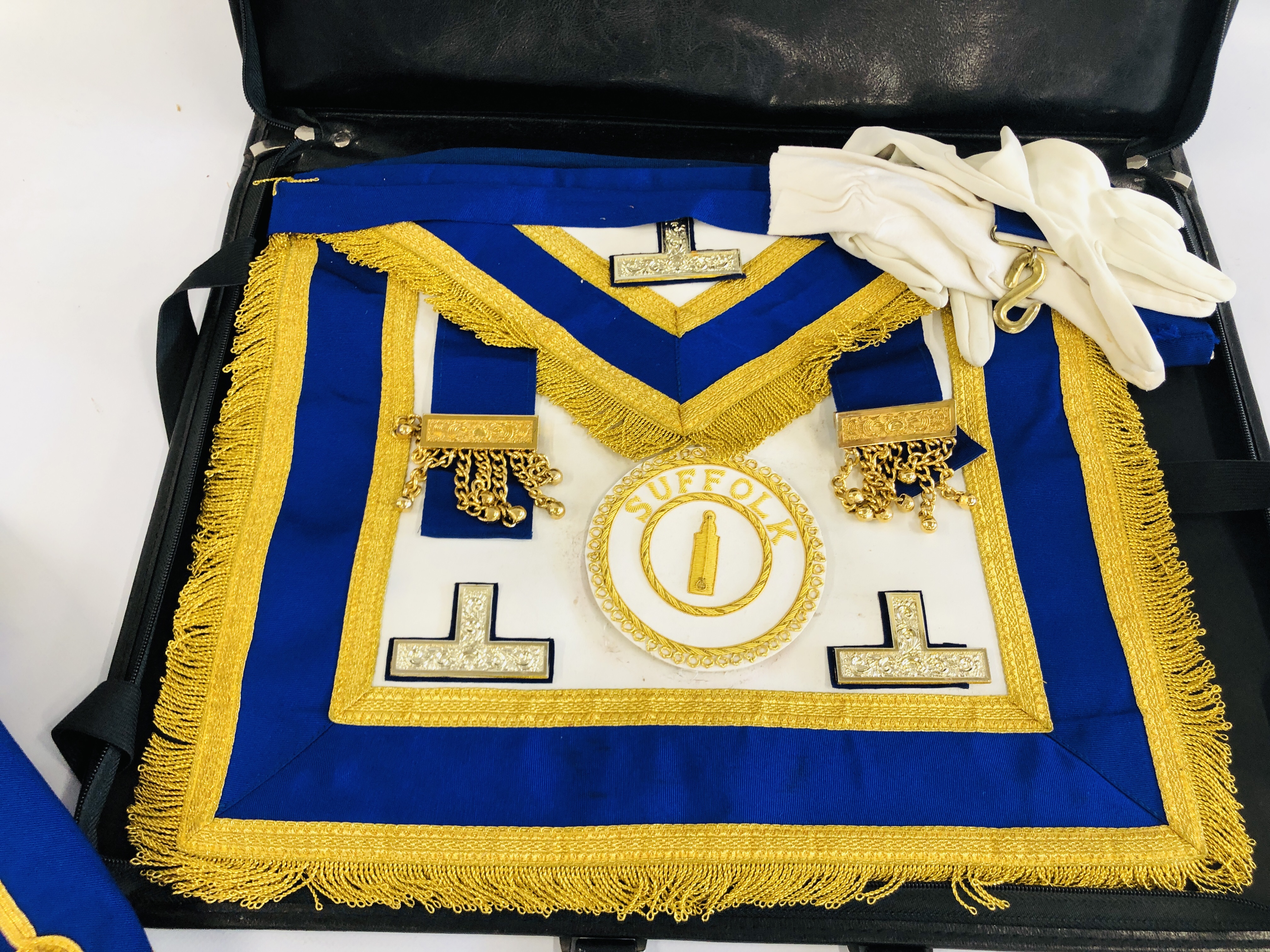 A GROUP OF "SUFFOLK" MASONIC REGALIA IN CARRY CASE. - Image 3 of 4