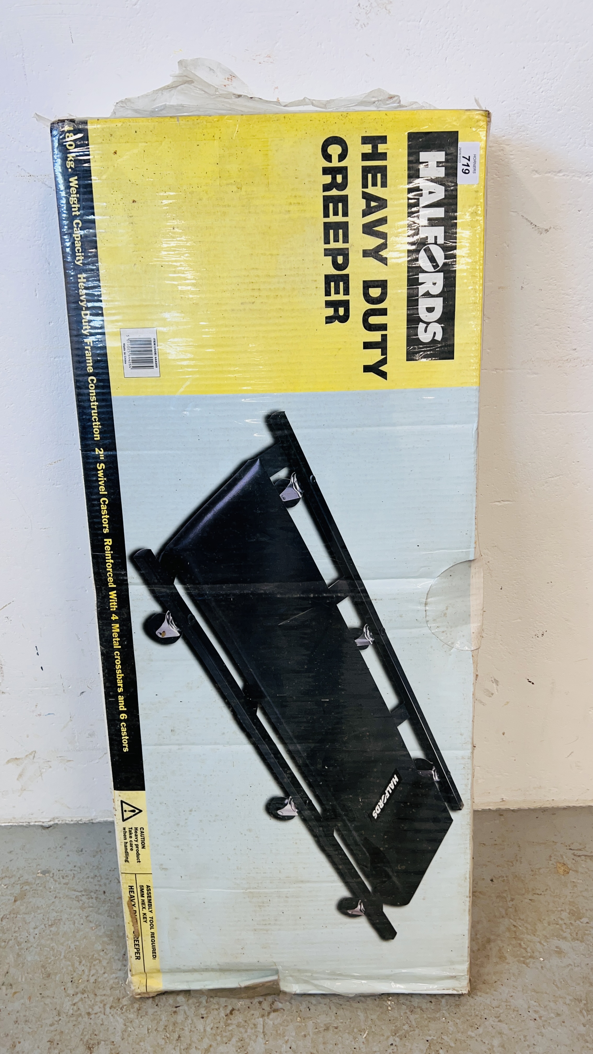 BOXED AS NEW HALFORDS HEAVY DUTY CREEPER BOARD.