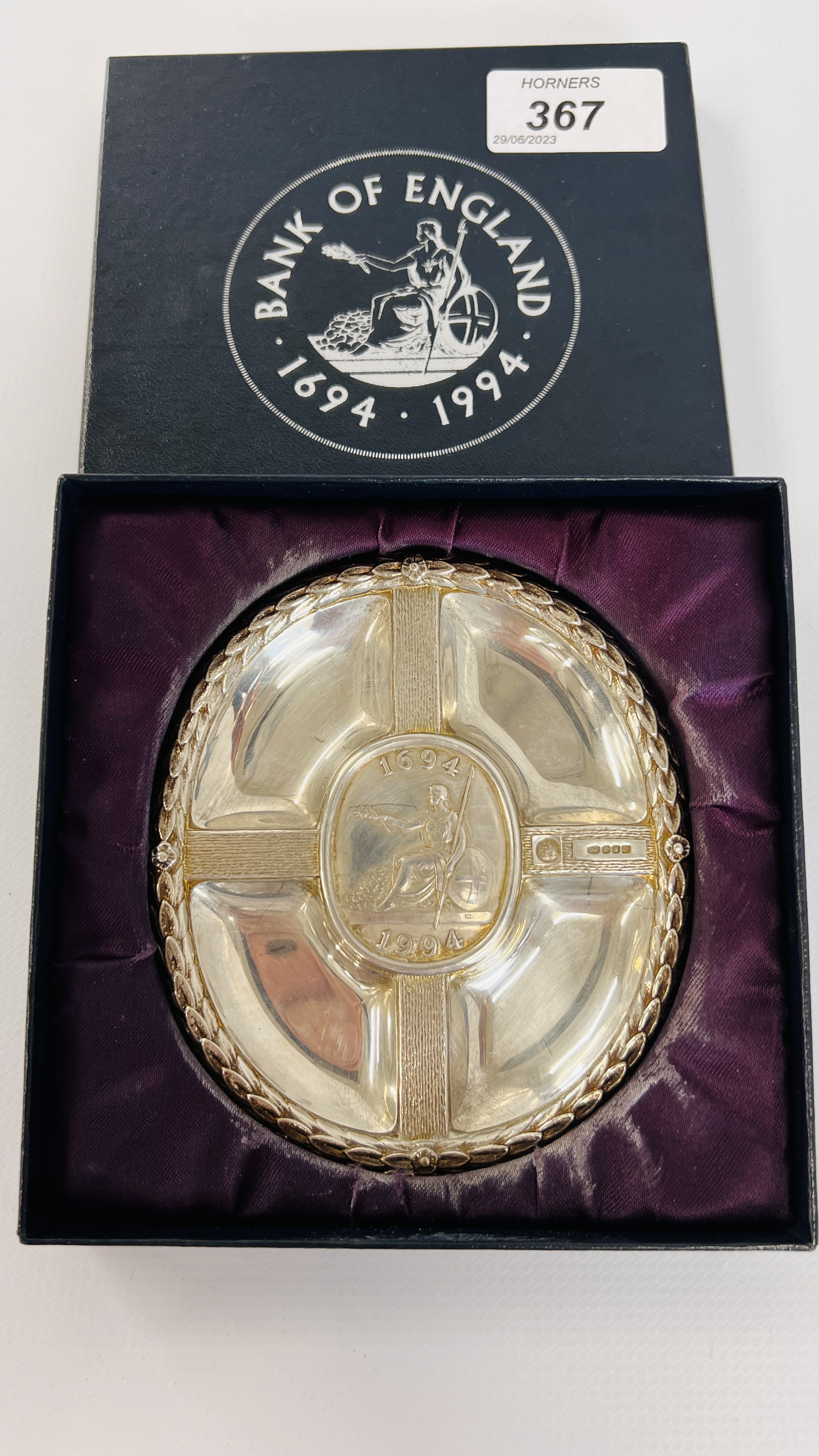 A BRITANNIA SILVER DISH, BOXED 300TH ANNIVERSARY BANK OF ENGLAND.