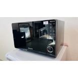 A HOTPOINT EXTRA SPACE MICROWAVE MODEL MWH2622 - SOLD AS SEEN.