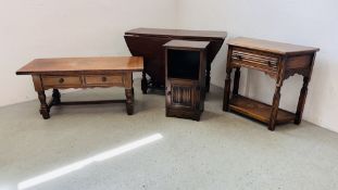 A GROUP OF OCCASIONAL FURNITURE TO INCLUDE DROP FLAP DINING TABLE, OAK 2 DRAWER COFFEE TABLE,