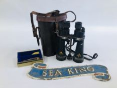 A PAIR OF VINTAGE CARR & STROUD CF41 MILITARY ISSUE NAVAL BINOCULARS IN LEATHER CASE ALONG WITH A