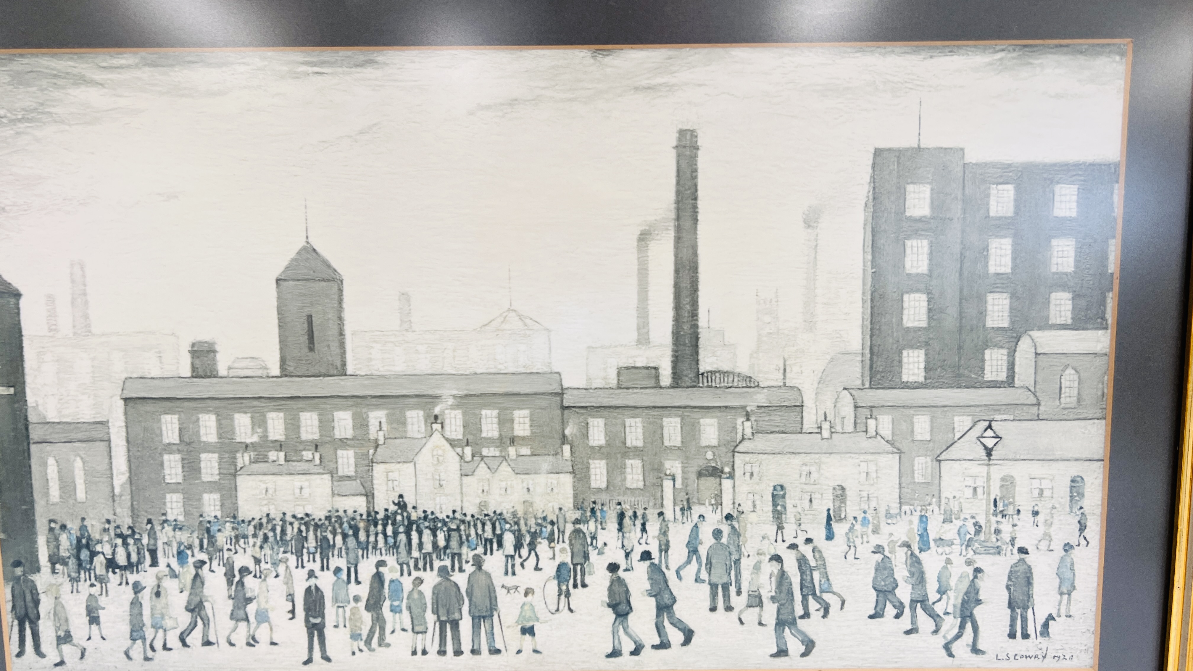 A LOWRY PRINT, AFTER PAINTING OF 1928 FACTORY WORKERS OUTSIDE FACTORY W 50CM X H 29CM. - Image 2 of 4