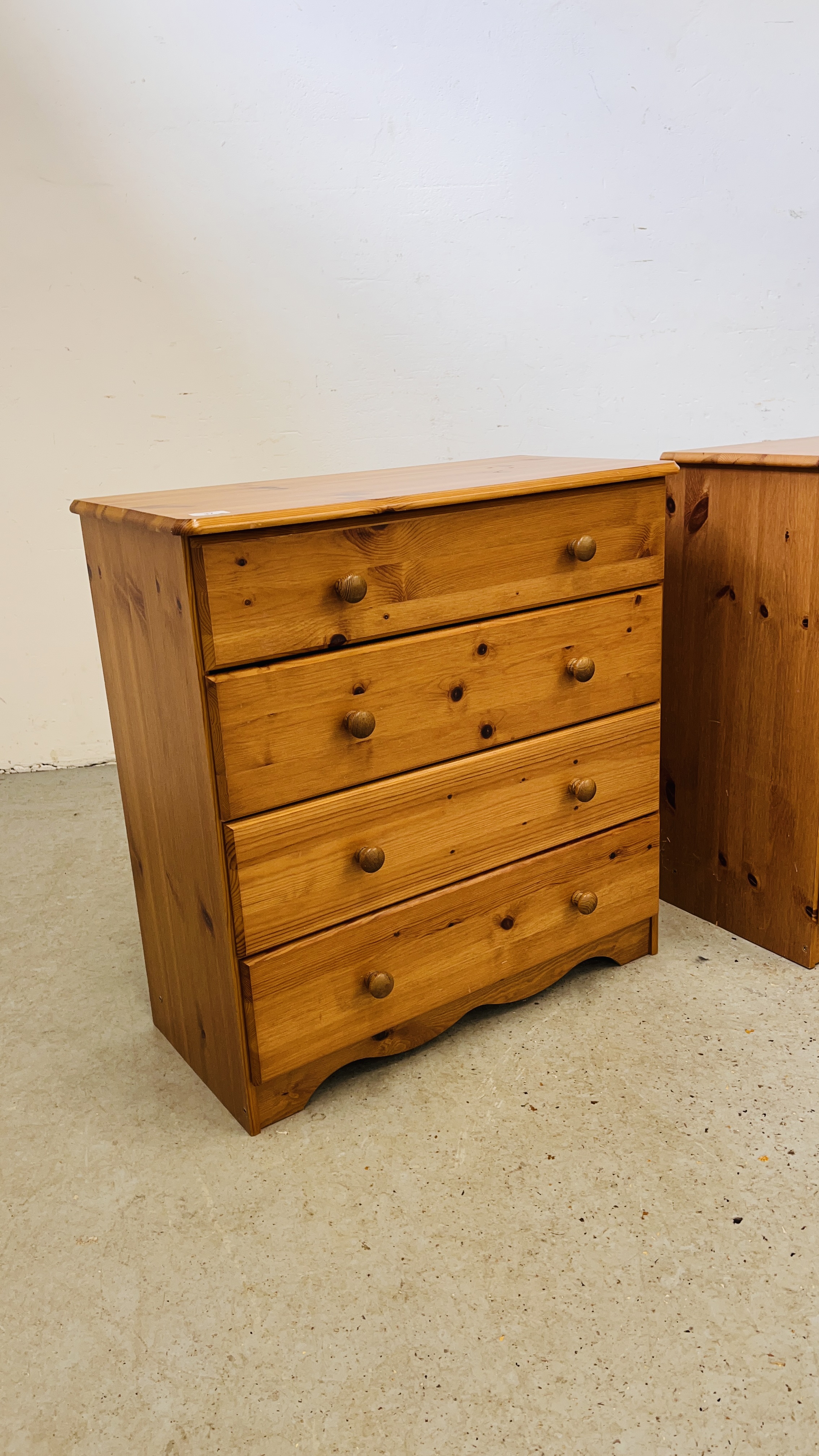 A PAIR OF MODERN HONEY PINE FOUR DRAWER CHESTS - EACH W 71CM D 34CM H 73CM. - Image 7 of 8