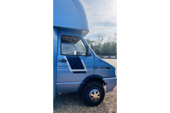 N616 HBY IVECO-FORD PANEL VAN HORSE BOX, BLUE 2500CC DIESEL. REVENUE WEIGHT 6000KG GROSS. - Image 11 of 24