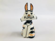 A LORNA BAILEY CAT "TIGG" BEARING SIGNATURE H 14CM.