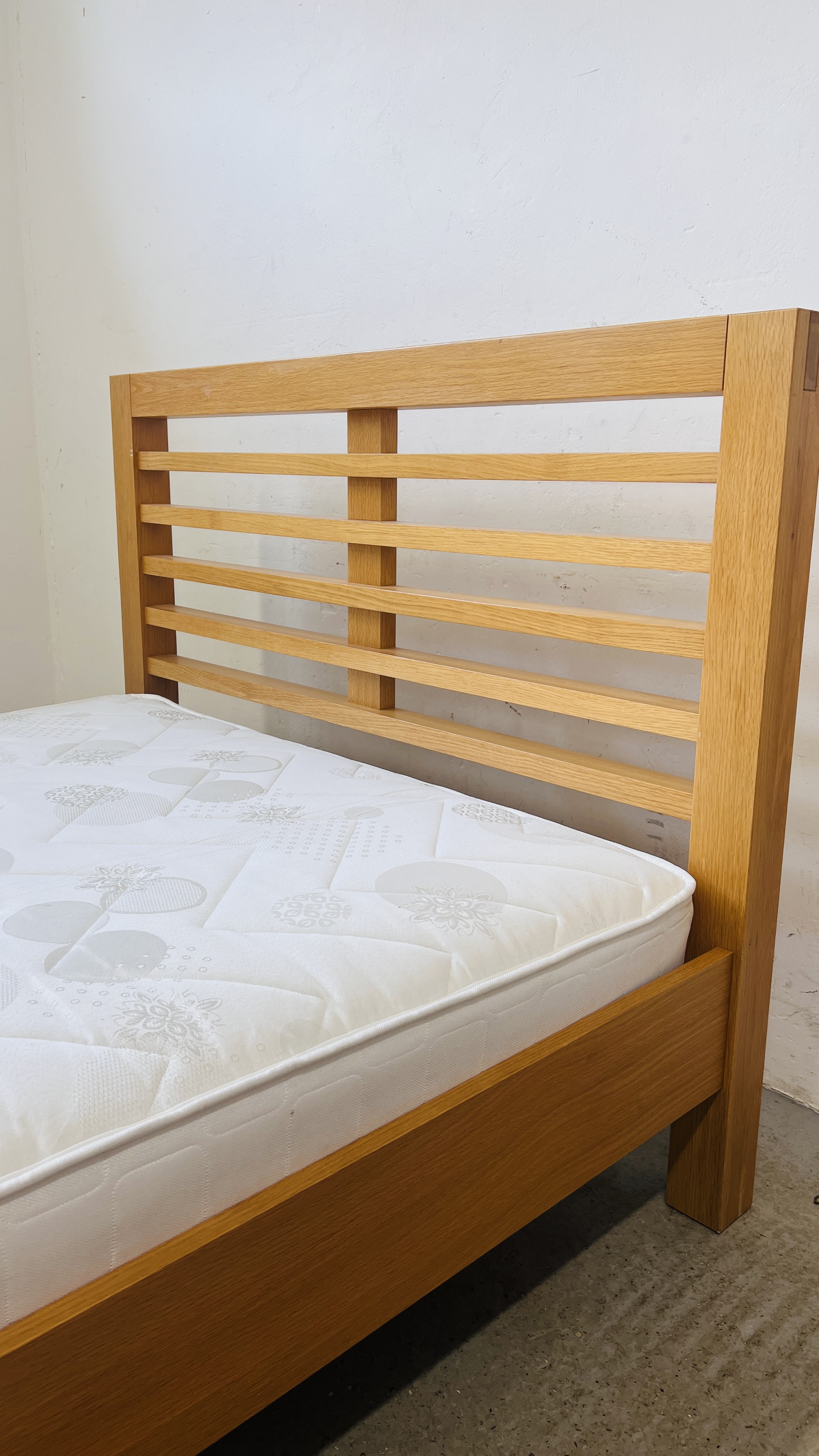 MODERN BEECHWOOD FINISH DOUBLE BEDSTEAD COMPLETE WITH ORTHO MATTRESS - Image 4 of 12