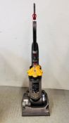 DYSON DC33 UPRIGHT VACUUM CLEANER - SOLD AS SEEN.