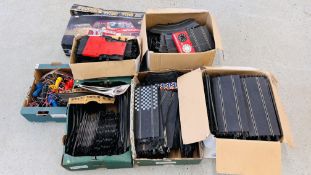 AN EXTENSIVE COLLECTION OF SCALEXTRIC TO INCLUDE MAINLY TRACK AND OTHER ACCESSORIES - APPROX 7