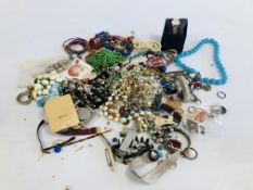 A BOX CONTAINING A QUANTITY OF ASSORTED VINTAGE AND COSTUME JEWELLERY NECKLACES, WRIST WATCHES,