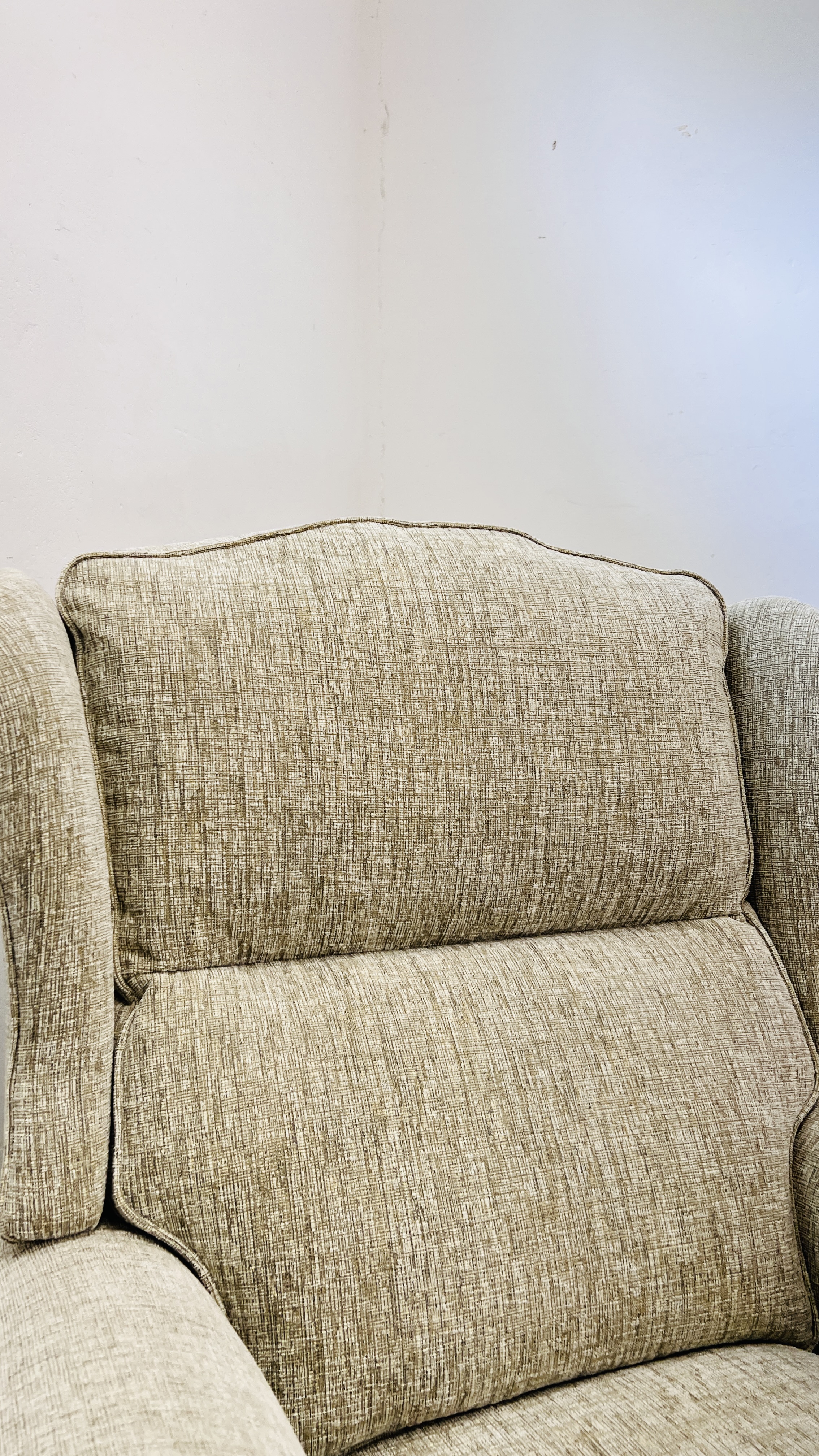 A GOOD QUALITY "SHERBORNE" TWO SEATER SOFA W 140CM X D 82CM X H 94CM ALONG WITH A MATCHING ARMCHAIR. - Image 14 of 14