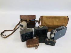 A GROUP OF VINTAGE CAMERAS TO INCLUDE A G.B.